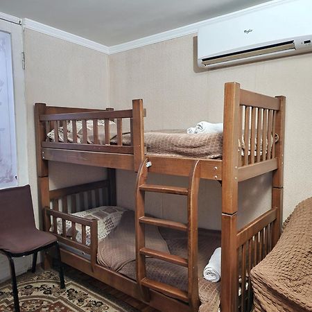 Guesthouse Ttt Tbilisi Exterior photo