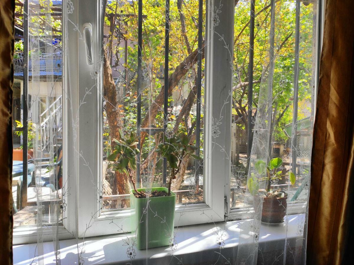 Guesthouse Ttt Tbilisi Exterior photo